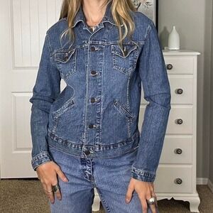 Early 2000s classic vintage Levi's blue denim jacket